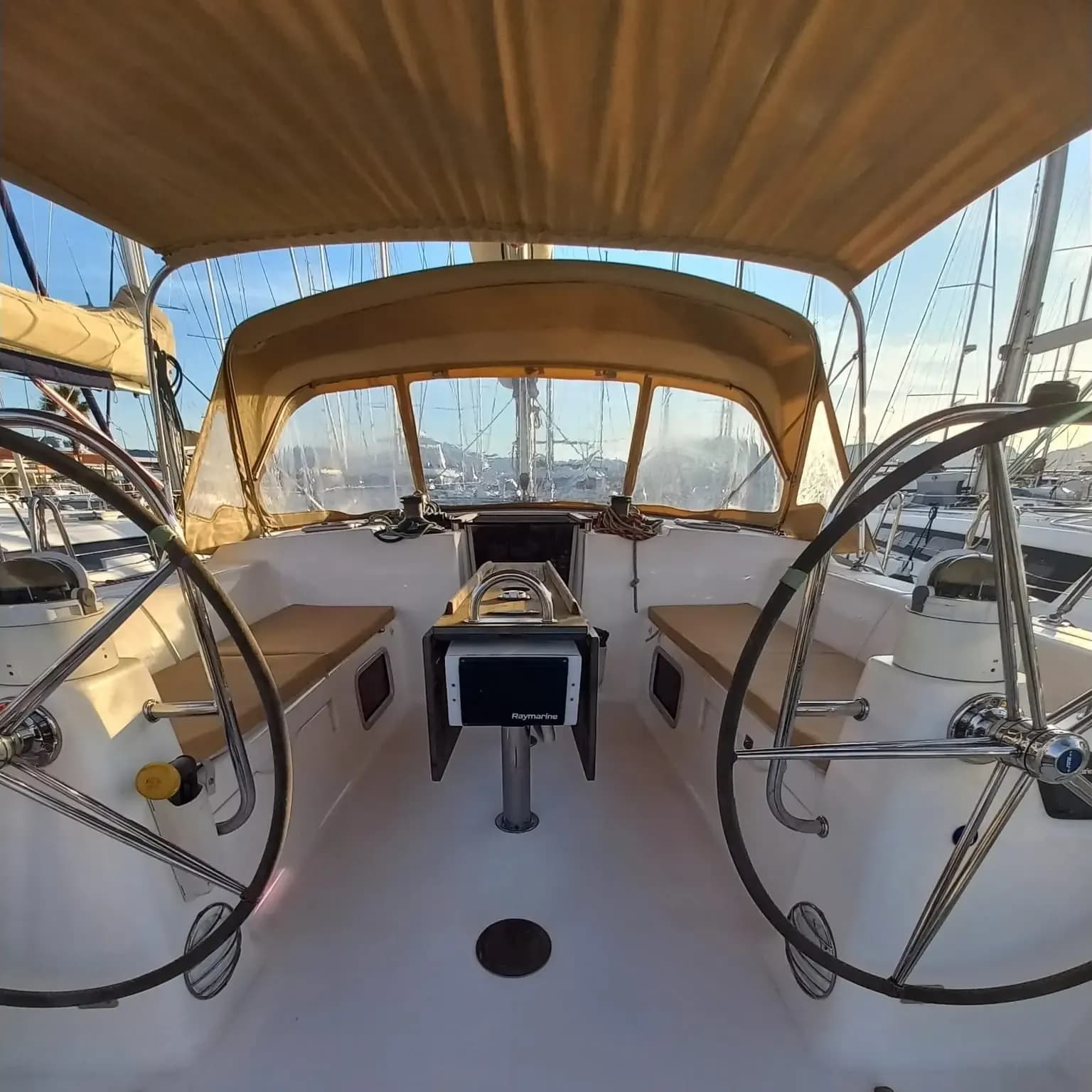 Dufour 450 Grand Large (2013)