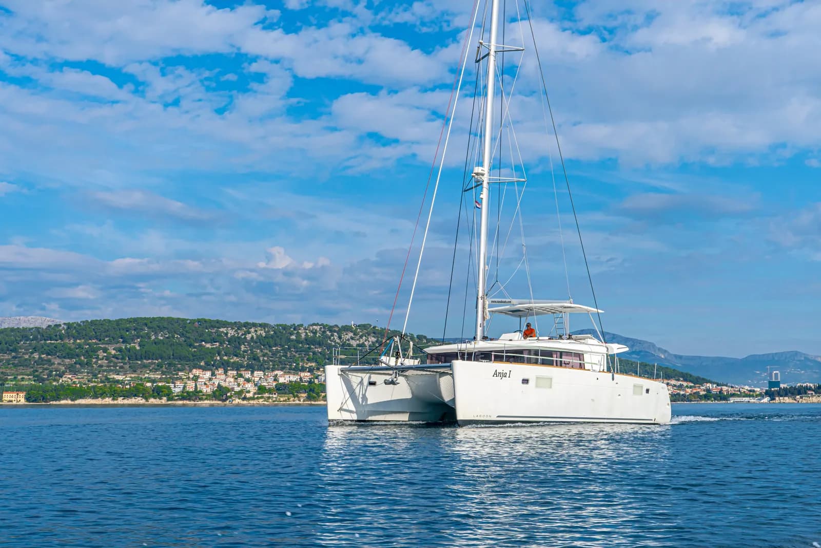 Lagoon 450 Fly (2019)