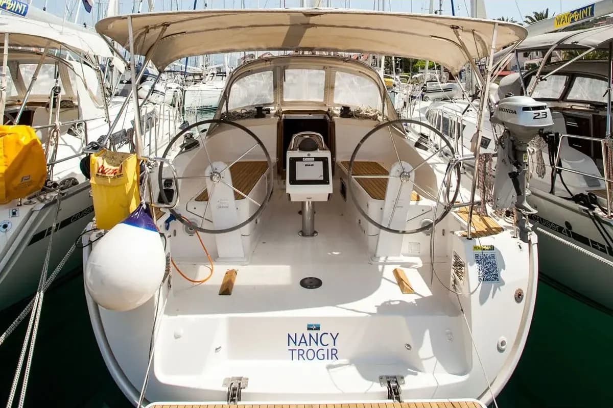 Bavaria Cruiser 37 (2015)