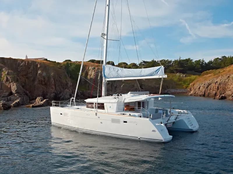 Lagoon 450 Fly (2020)