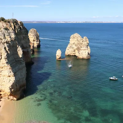 Algarve sailing route: a week from Portimão